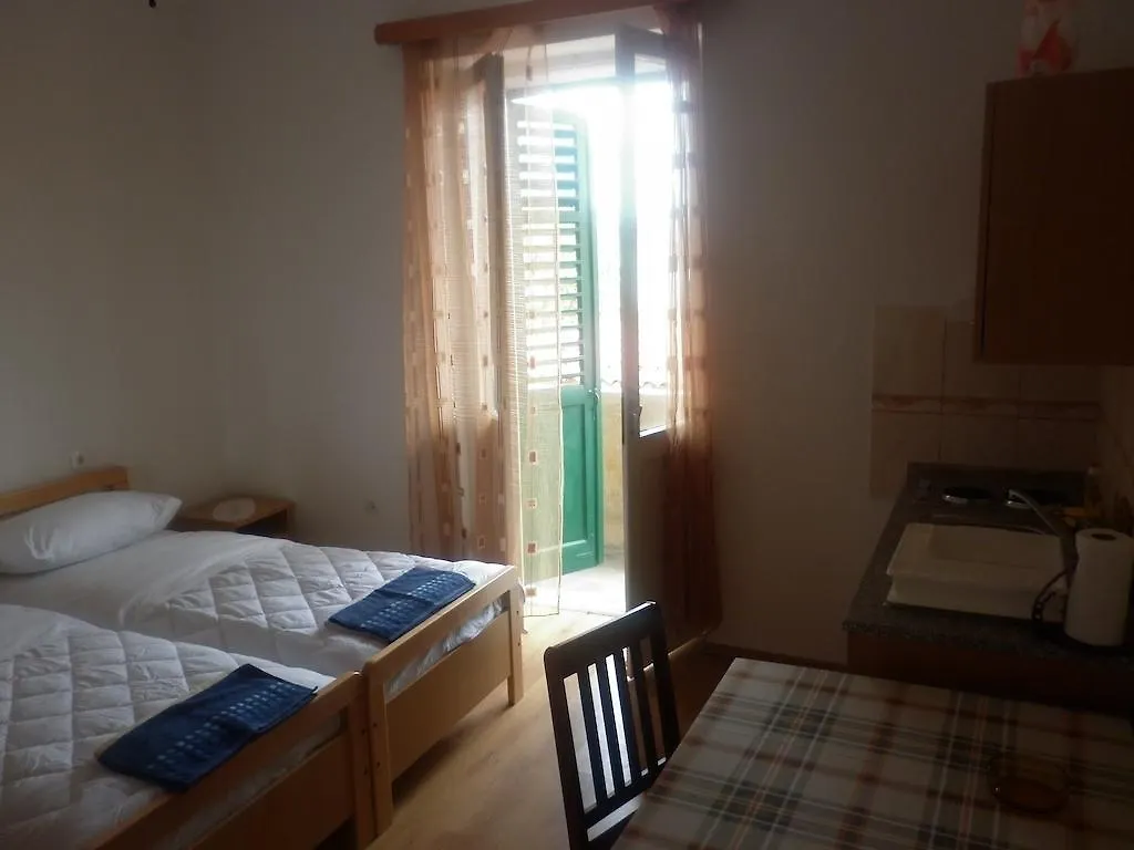 Apartments Calendula Rubic Split 0*,  Croatia